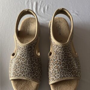 Flexus Nyaman Leopard Print Women's Sandals Made in Italy
